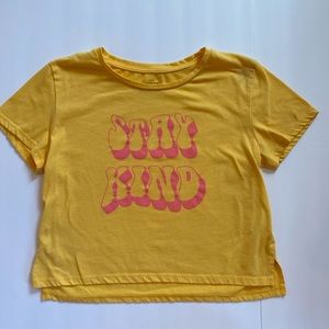 Groovy “stay kind” yellow t-shirt